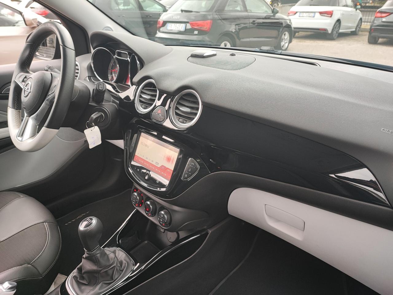Opel Adam 1.4 87 CV GPL Tech Jam