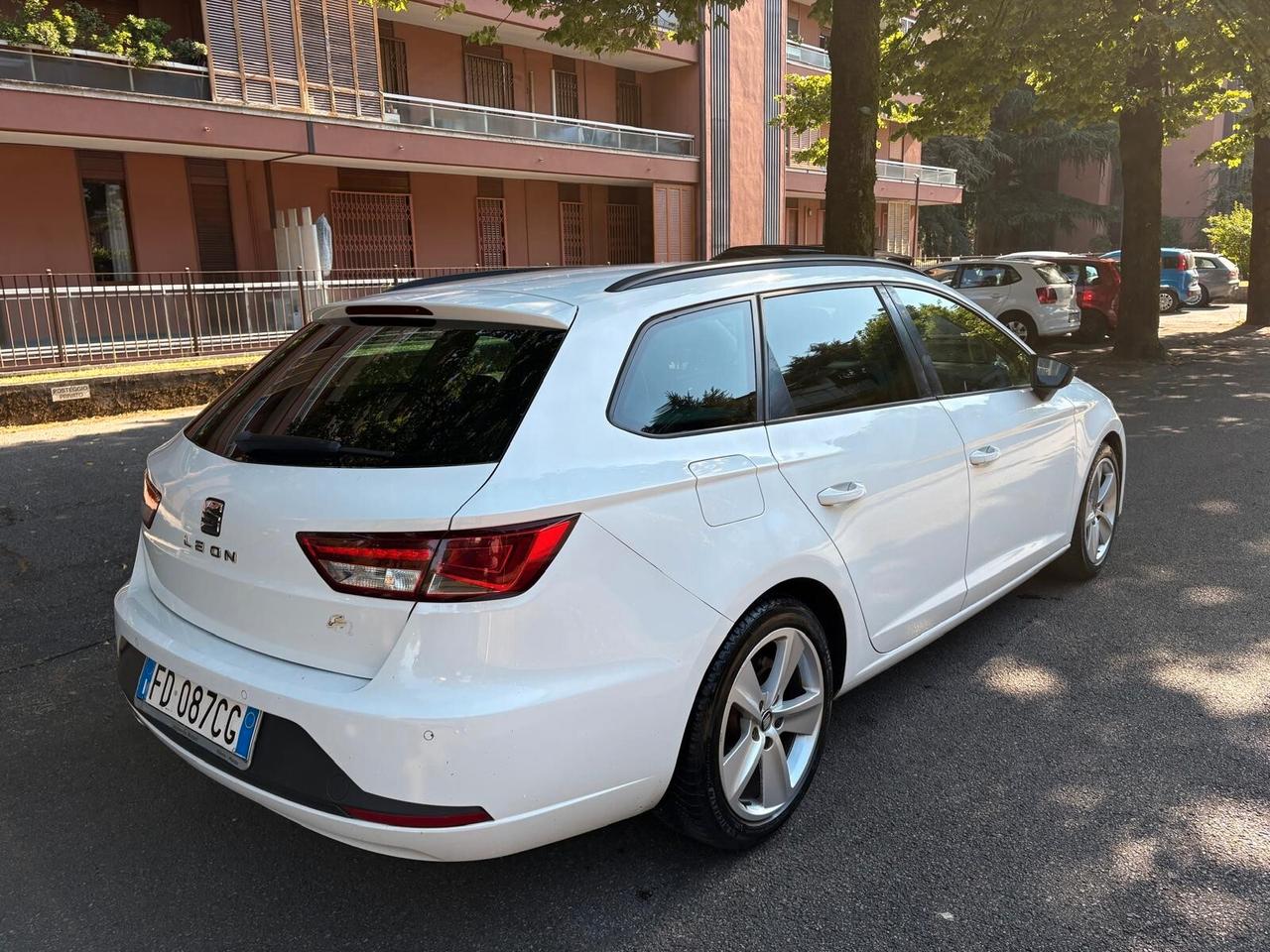 Seat Leon 2.0 TDI 150 CV DSG ST Business HIGH