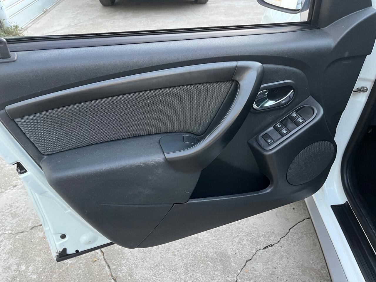 Dacia Duster 1.2 TCe 125CV Start&Stop 4x2 Prestige EURO 6B