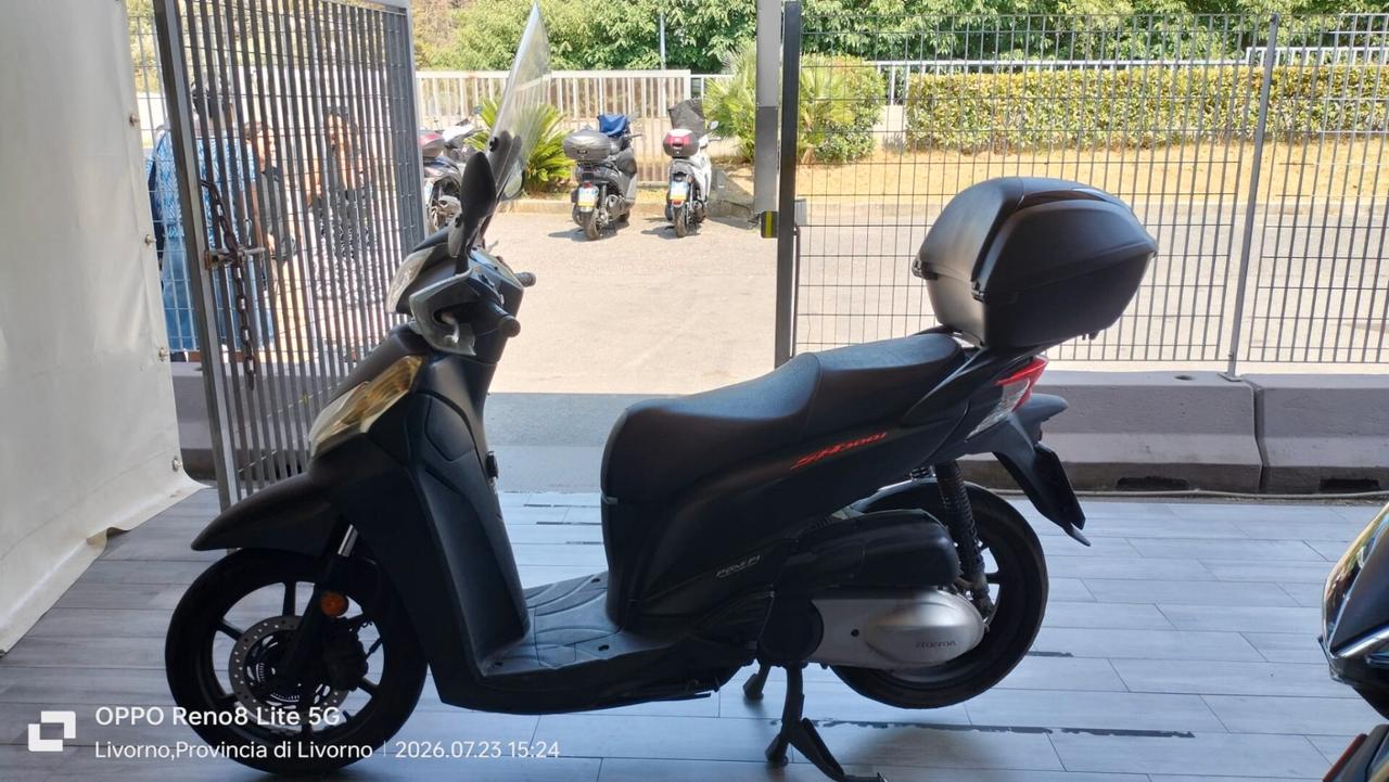 Honda SH 300