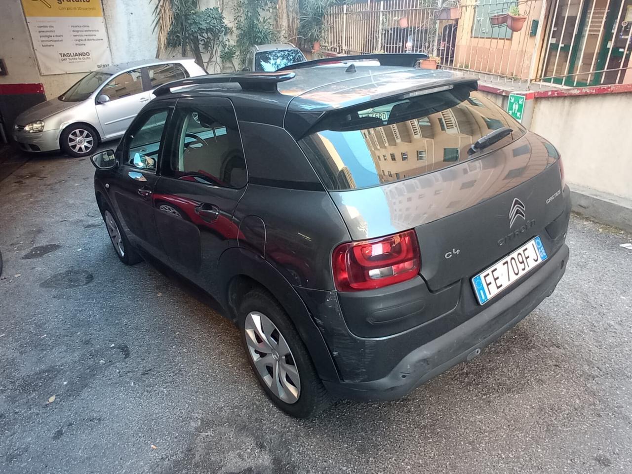 Citroen C4 Cactus BlueHDi 100 Shine