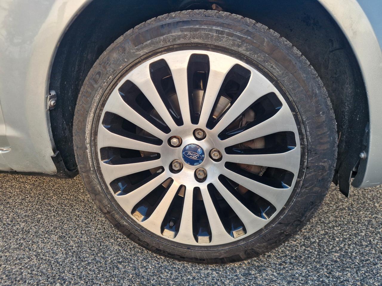 Ford C-Max 2.0 145cv GPL Titanium