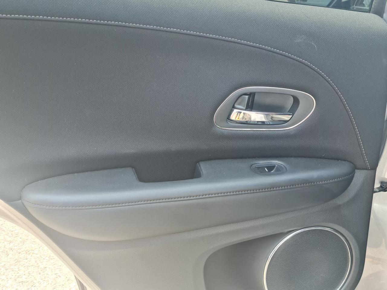Honda HR-V EXECUTIVE NAVI ADAS #5922
