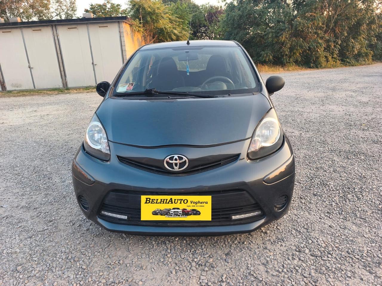 Toyota Aygo 2013---1.0 Benzina Neopatentati