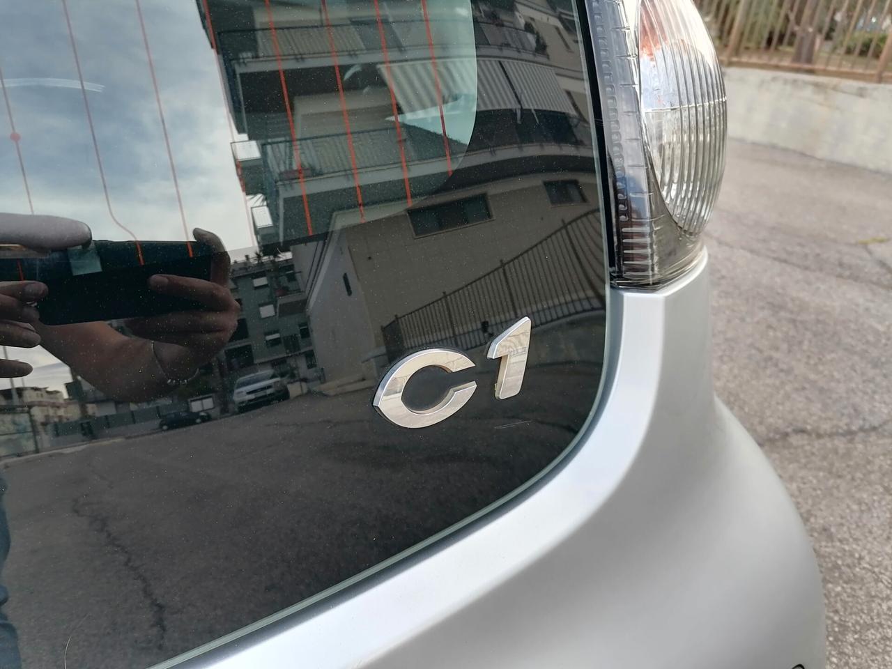 Citroen C1 1.0 benzina 5 porte NEOPATENTATI 2011