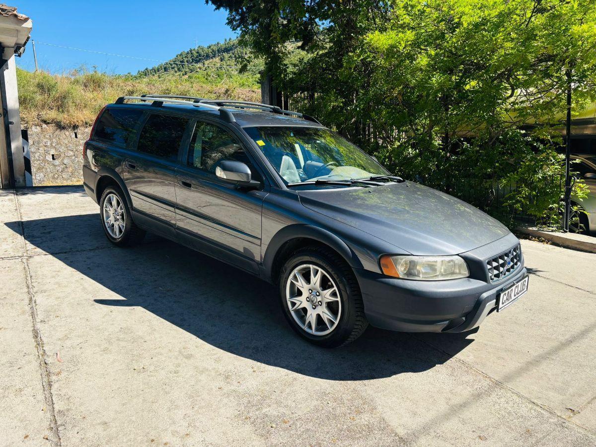 Volvo V70 2.4 D5 Automatica AWD Cross Country