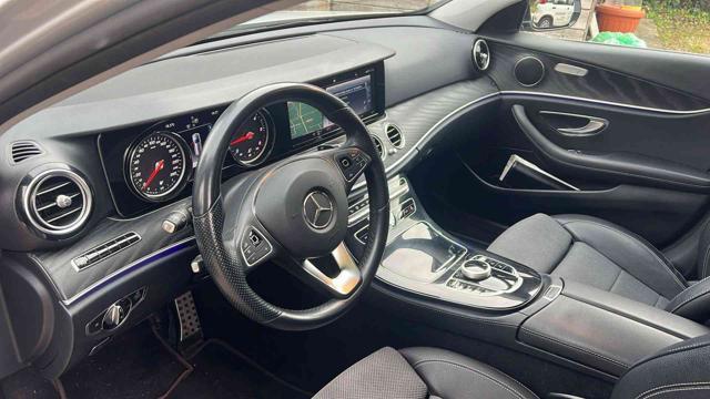 MERCEDES-BENZ E 220 d S.W. 4Matic Auto Premium Plus All-Terrain
