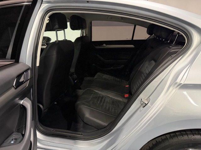 VOLKSWAGEN Passat 2.0 TDI 150CV HIGHLINE BERLINA