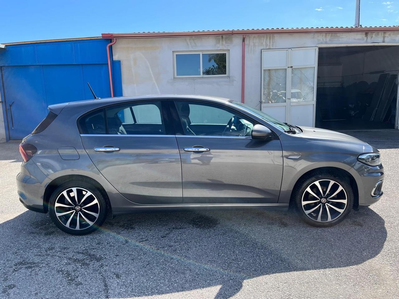 Fiat tipo 5P-lounge-1.3 mjt-95 cv -2019