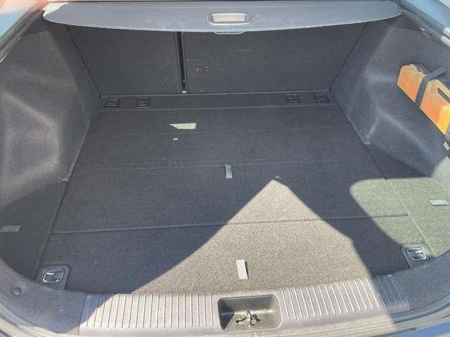 Kia Ceed / cee'd Ceed SW 1.6 crdi High Tech stop