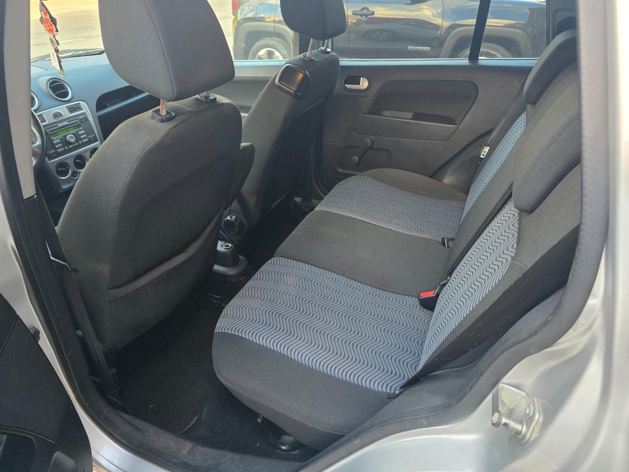 Ford Fusion 1.4 16V 5p. Titanium