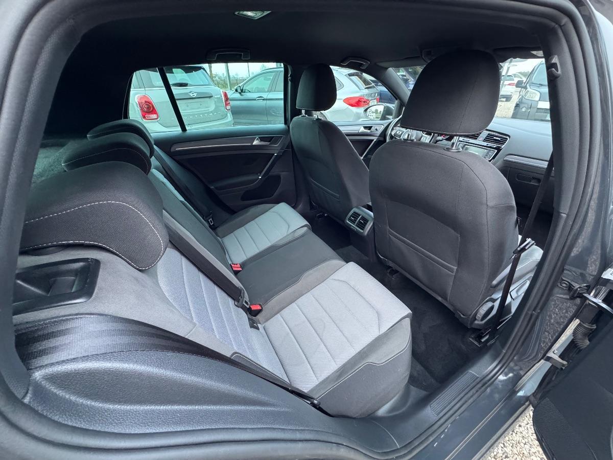 VOLKSWAGEN - Golf - 2.0 TDI 5p. R-Line