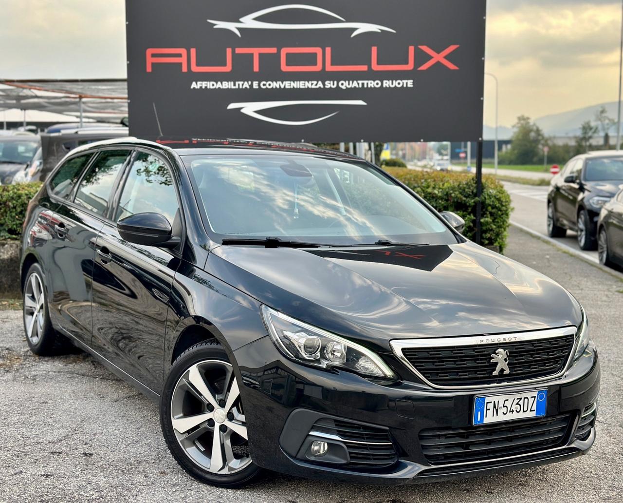 PEUGEOT 308 1.6HDi 2018 - 120CV ALLURE IMPECCABILE OK NEOPATENTATI