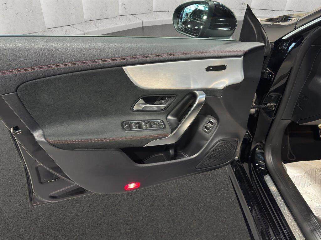 Mercedes CLA Shooting Brake 200 D Progressive Advanced Plus 8G-DCT