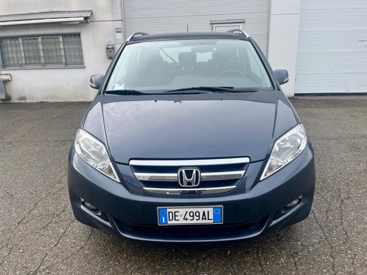 Honda FR-V 1.7benz 2006 124.000km 6posti pefetta