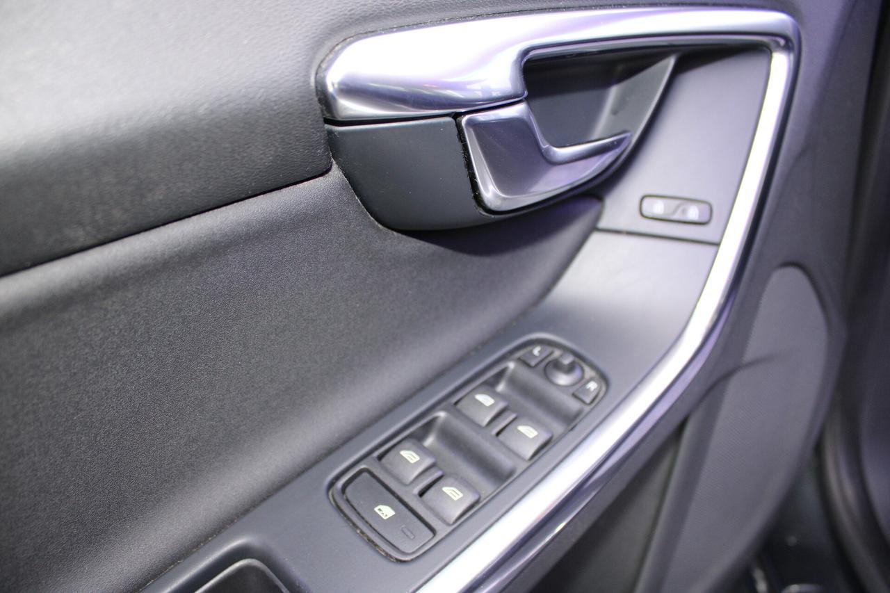 Volvo V60 D3 Geartronic Kinetic