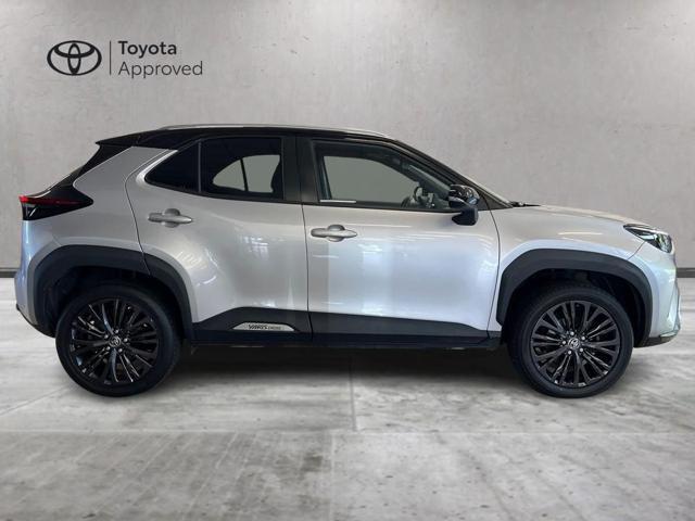 TOYOTA Yaris Cross 1.5 Hybrid 5p. E-CVT AWD-i Adventure