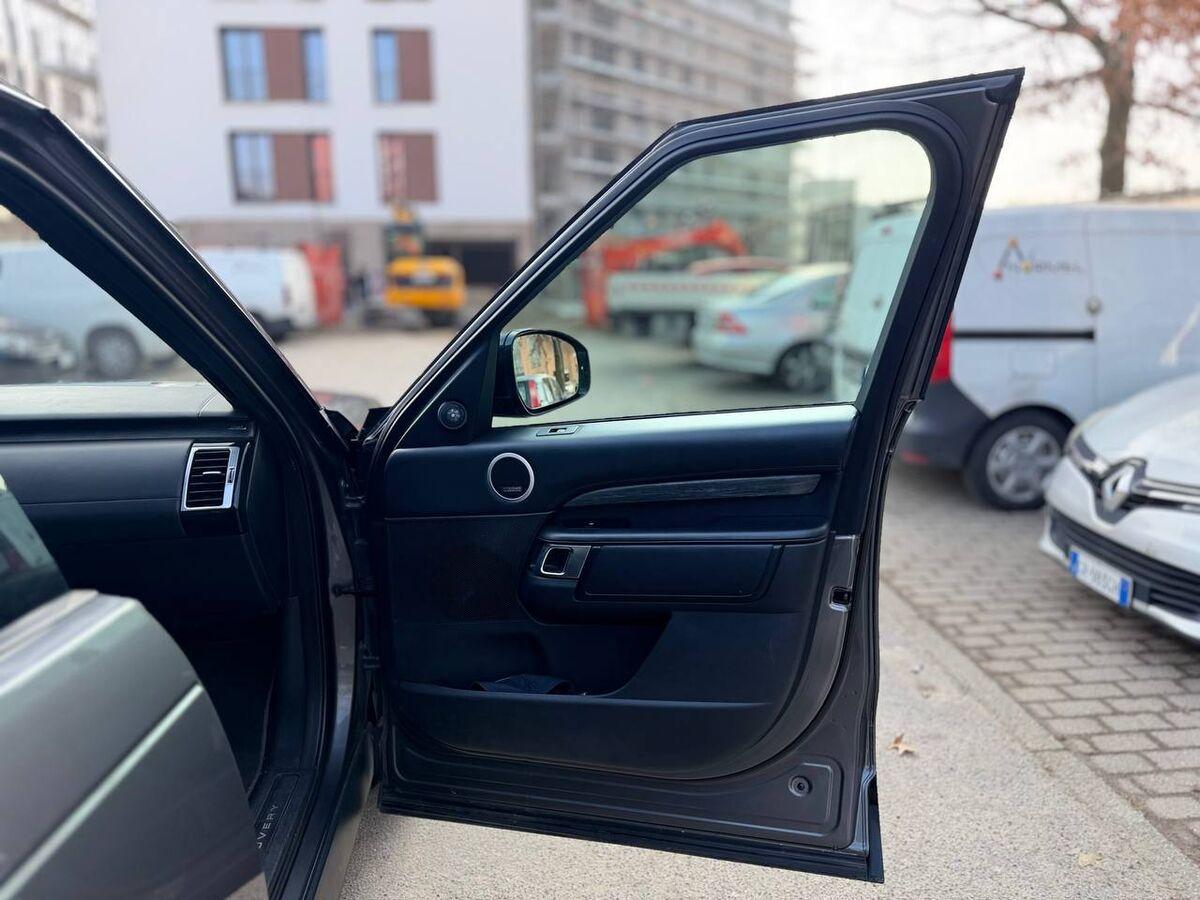 Land Rover Discovery Discovery 3.0 sdv6 HSE Luxury 306cv 5p.ti auto my19