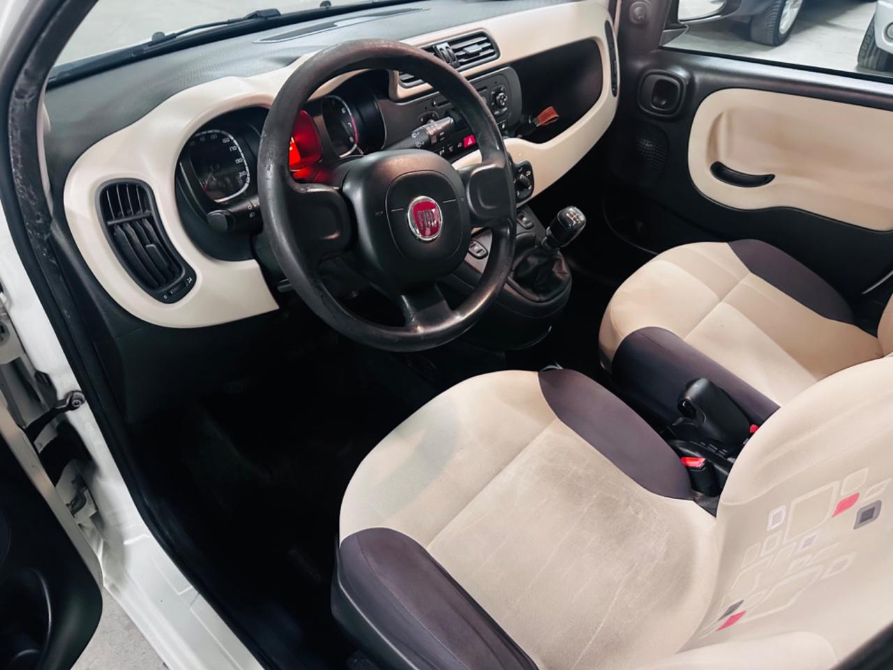 Fiat Panda 0.9 TwinAir Turbo Natural Power Lounge