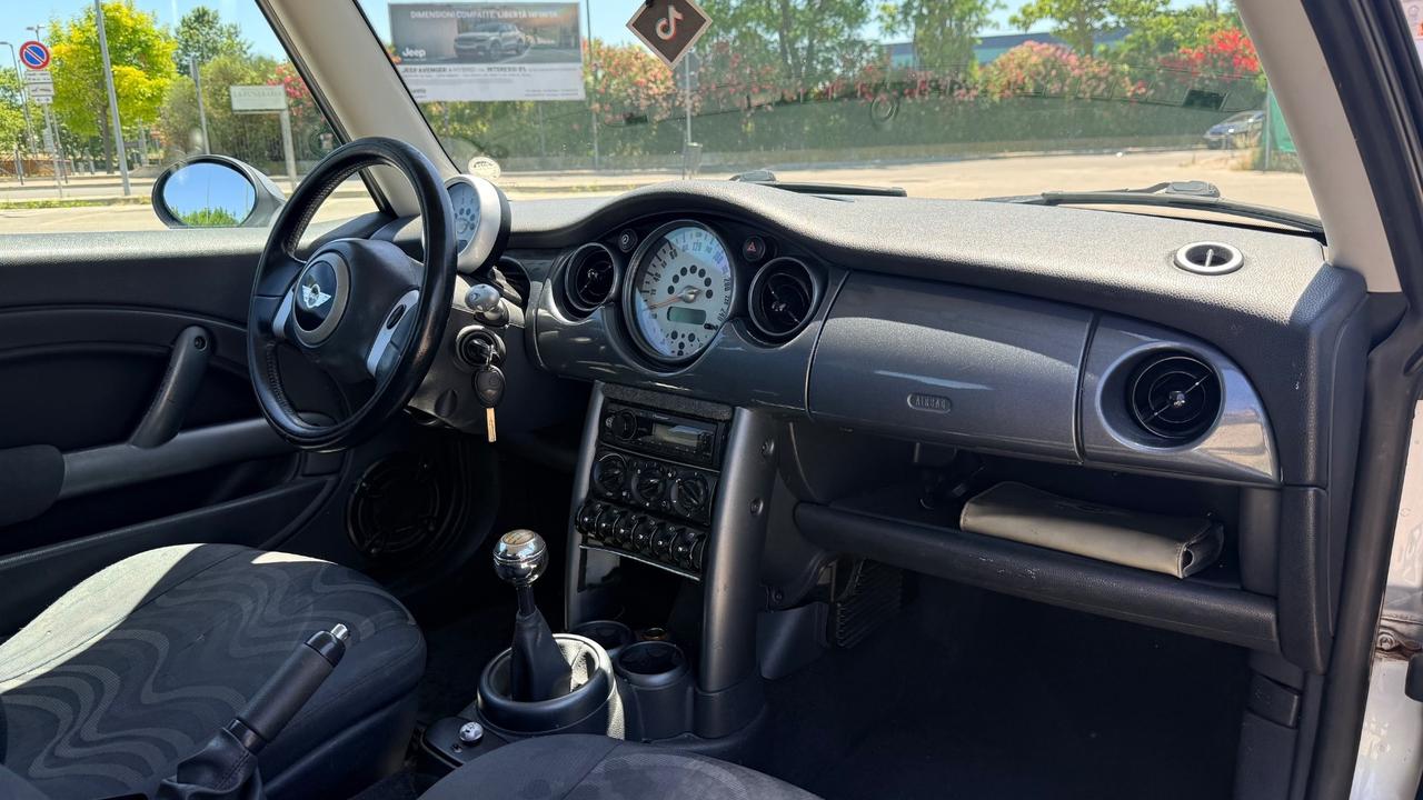 Mini Cooper 1.4 diesel