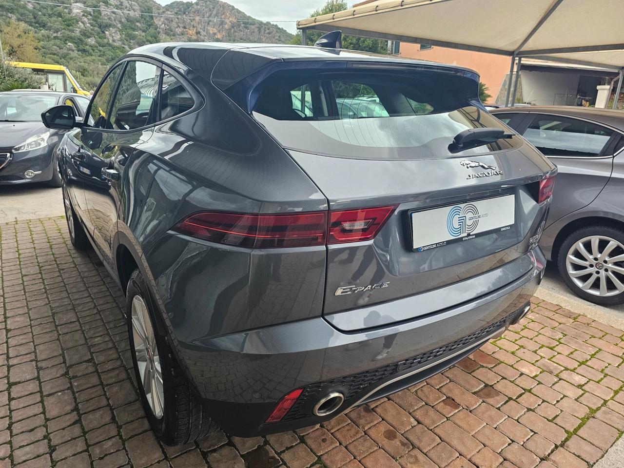 Jaguar E-Pace 2.0D 150 CV AWD aut. R-Dynamic S