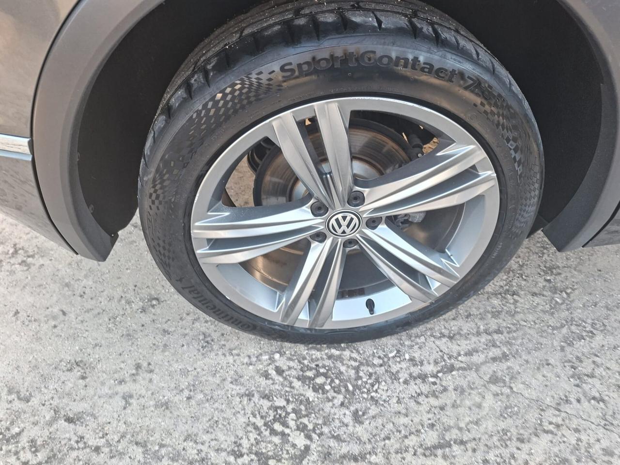 Volkswagen Tiguan 2.0 BiTDI SCR 4MOTION Advanced R-Line BMT