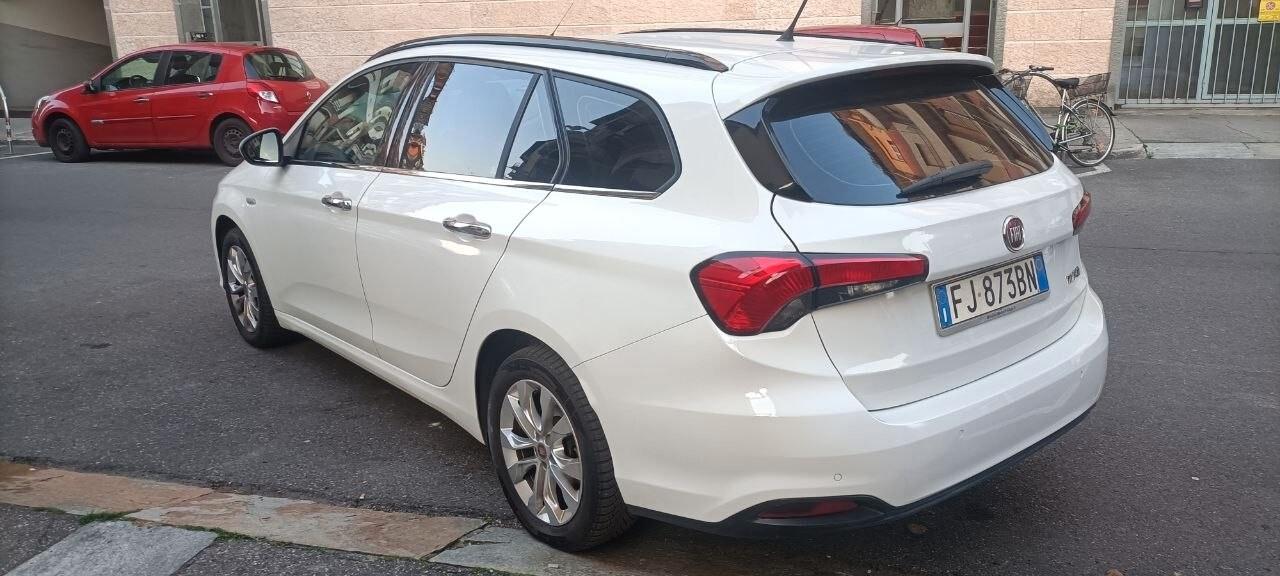 Fiat Tipo 1.4 T-Jet 120CV GPL SW Lounge