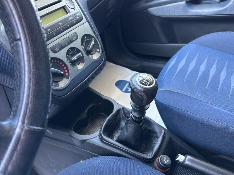 FIAT Grande Punto Grande Punto 3p 1.4 Dynamic c/esp 77cv