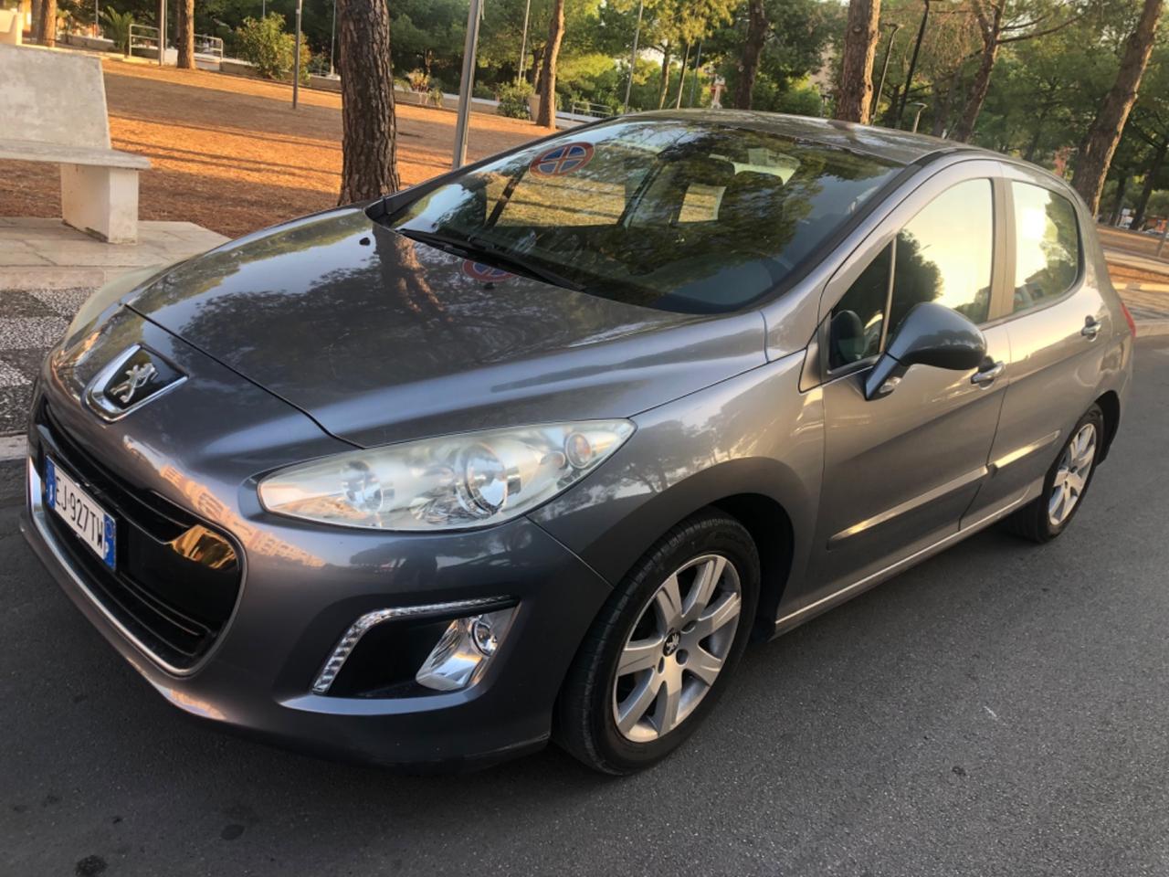 Peugeot 308 1.6 8V e-HDi 112CV POKI KILOMETRI