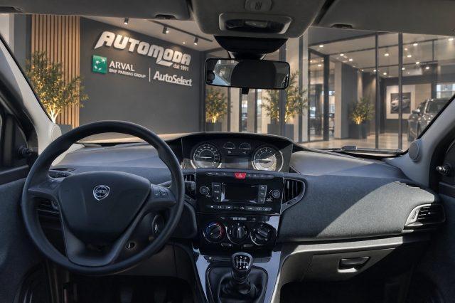 LANCIA Ypsilon HYBRID SILVER