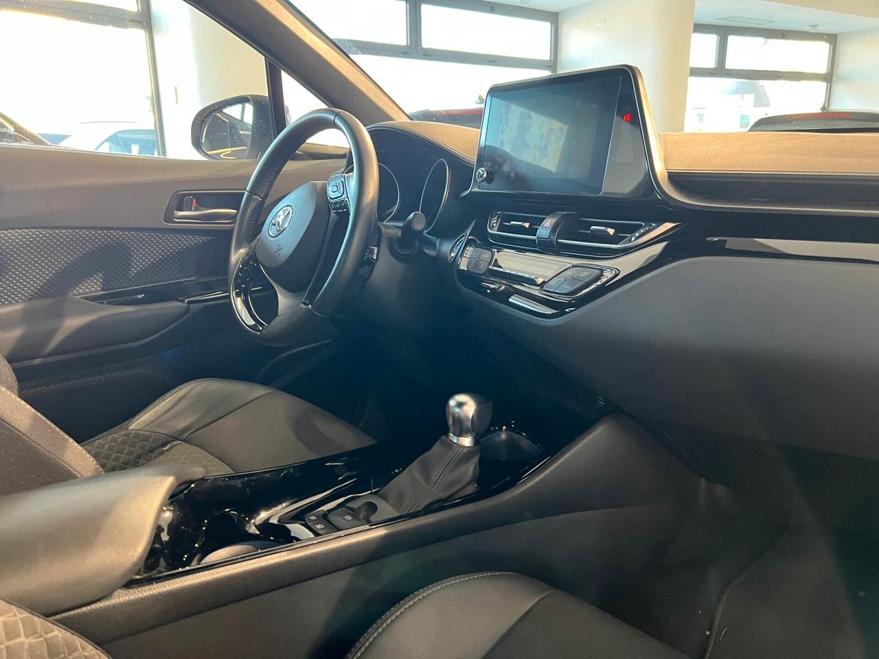 Toyota C-HR 2.0 Hybrid E-CVT Trend