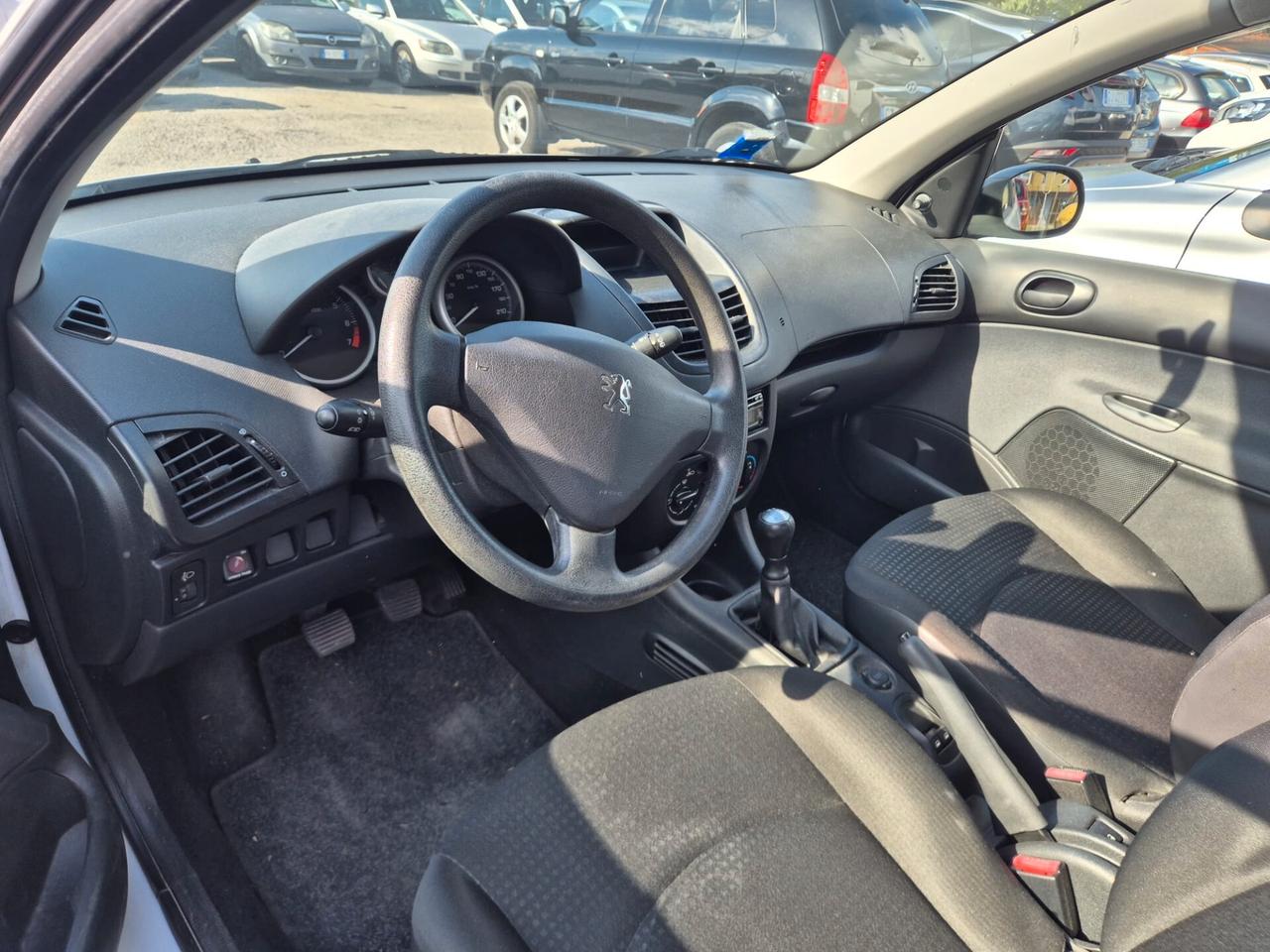 Peugeot 206 Plus 1.1 60CV 5p. ONE Line
