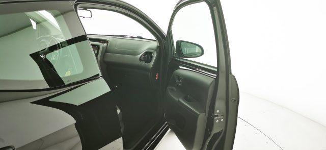 TOYOTA Aygo Connect 1.0 VVT-i 72CV x-business CAMBIO AUTOM.