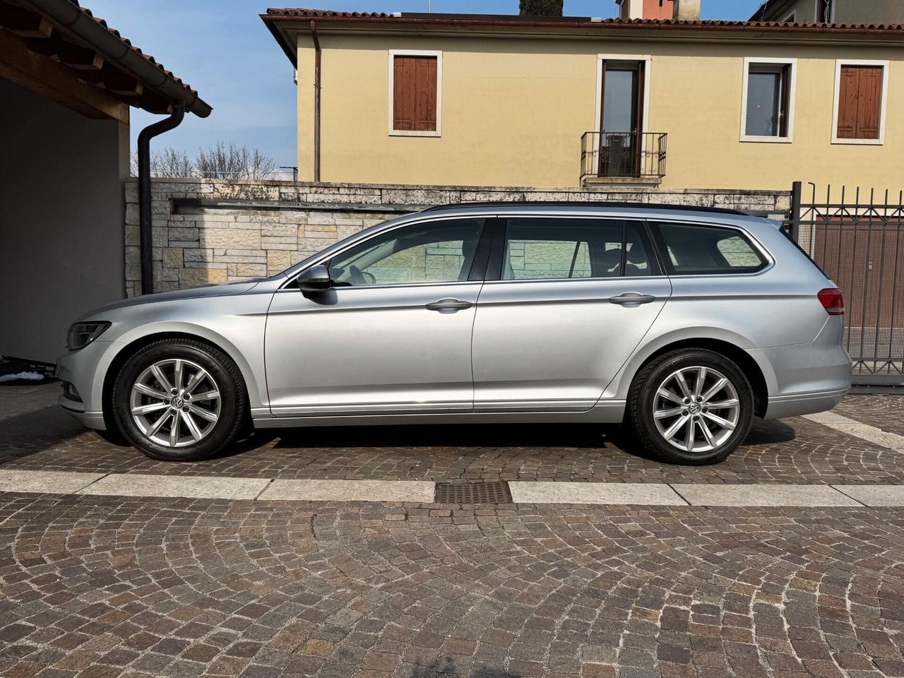 Volkswagen Passat Variant 2.0 TDI Comfortline 150cv