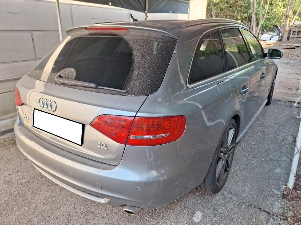 Audi A4 Avant 3.0 TDI clean diesel quattro tiptronic