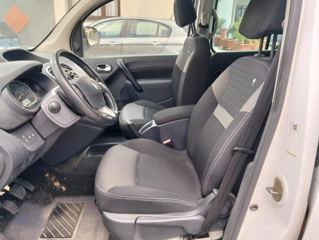 Renault Kangoo 1.5 dCi 90cv 2017 SINISTRATO