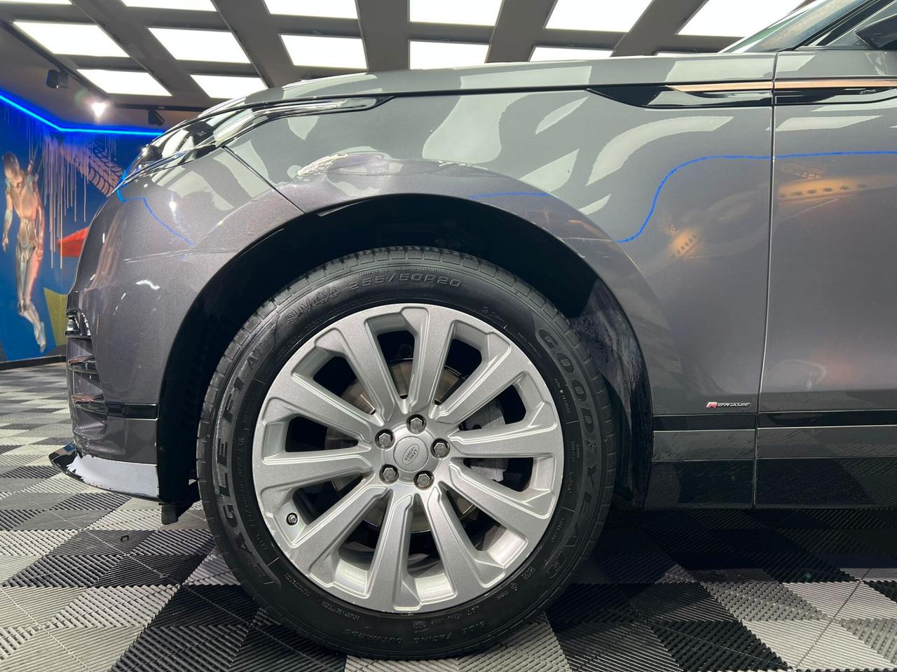 Land Rover Range Rover Velar 2.0 i4 R-Dynamic HSE (454)
