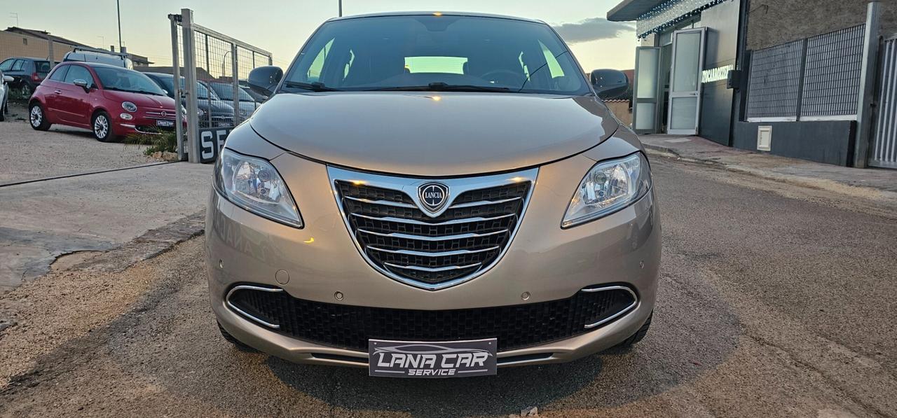 Lancia Ypsilon 1.2 69 CV 5 porte Platinum