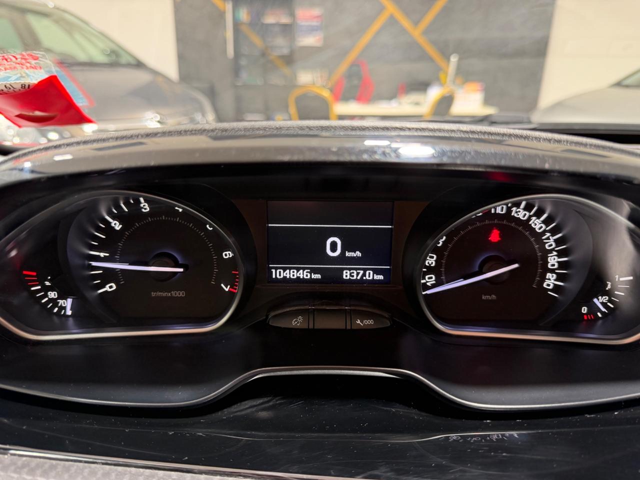 Peugeot 208 PureTech 82 5p. GPL Allure