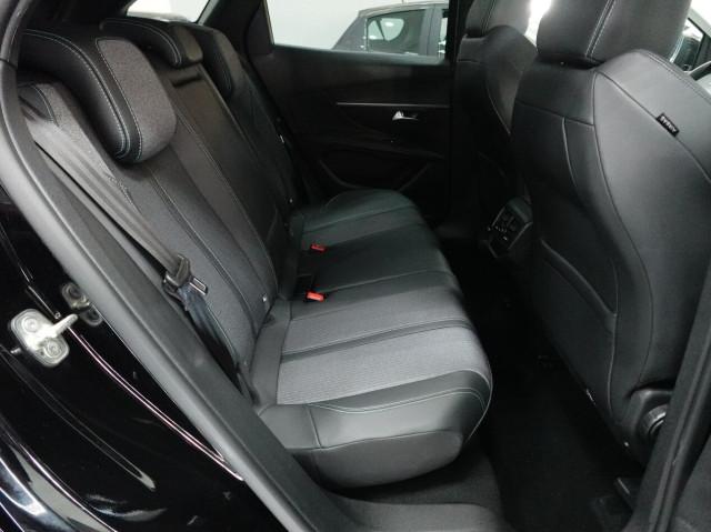 Peugeot 3008 II 1.5 BlueHDI 130 CV EAT8 ALLURE