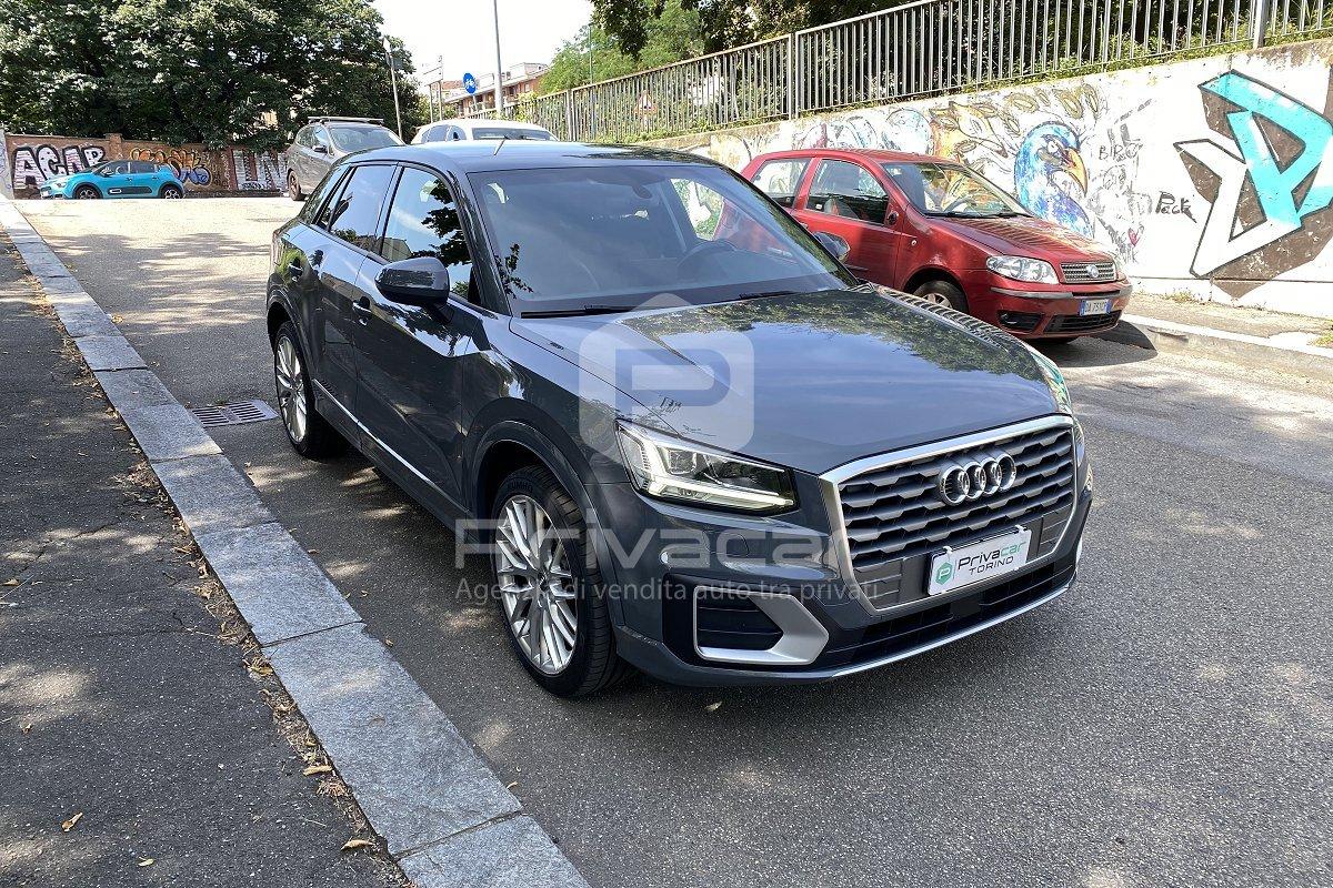 AUDI Q2 35 TFSI S tronic Business