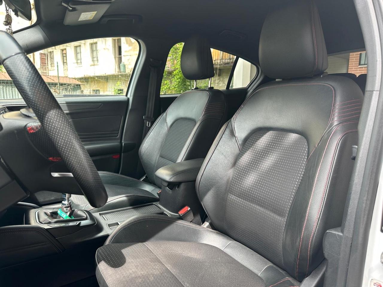 Ford Focus 1.5 EcoBlue 120 CV 5p. ST-Line