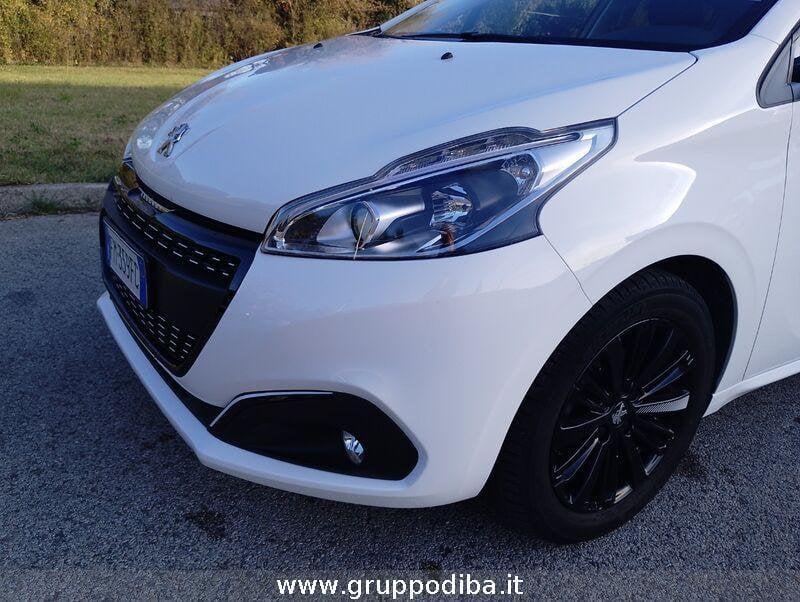 Peugeot 208 I 2015 Benzina 5p 1.2 puretech Allure 82cv