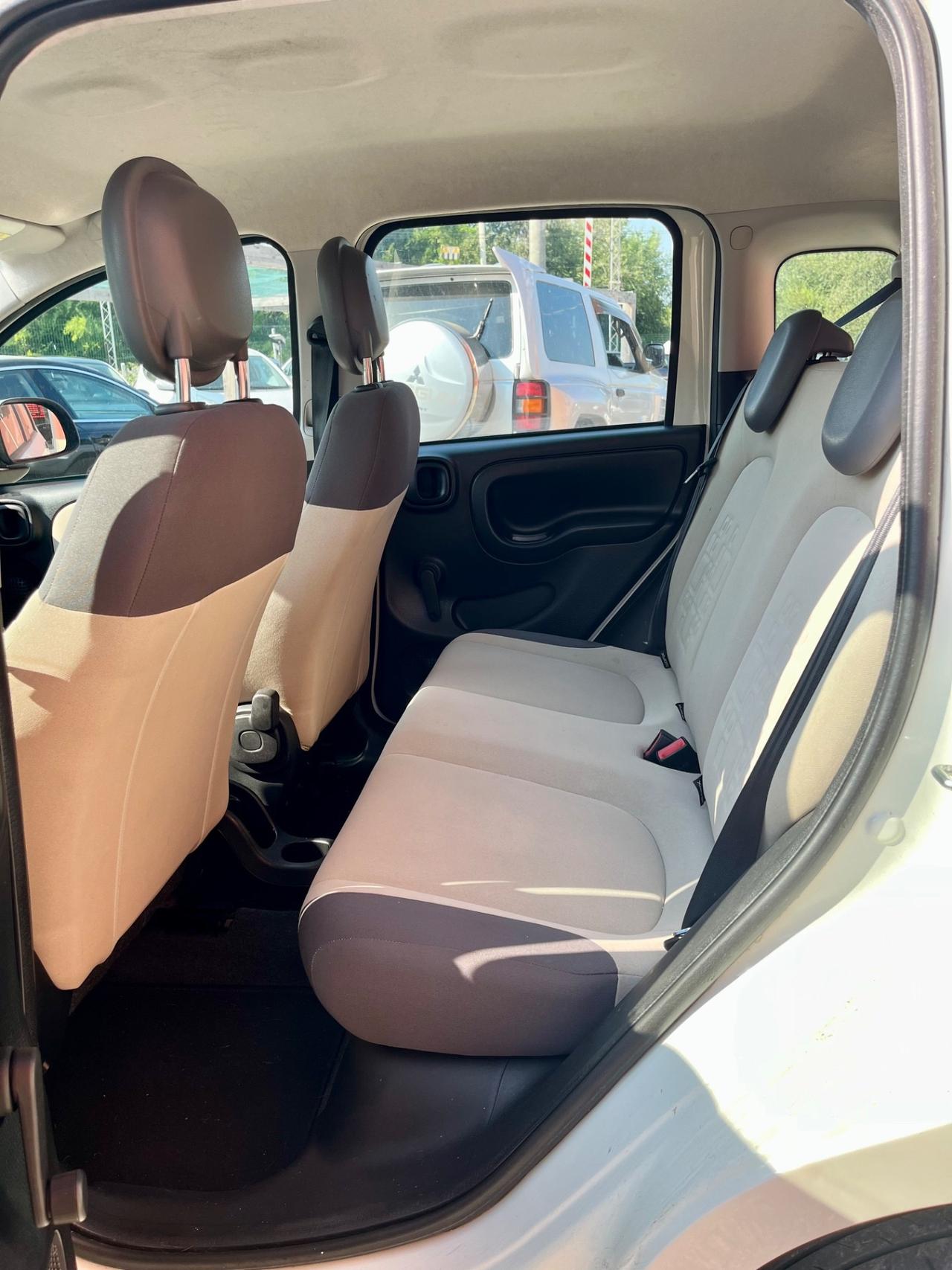Fiat Panda 0.9cc benzina e metano