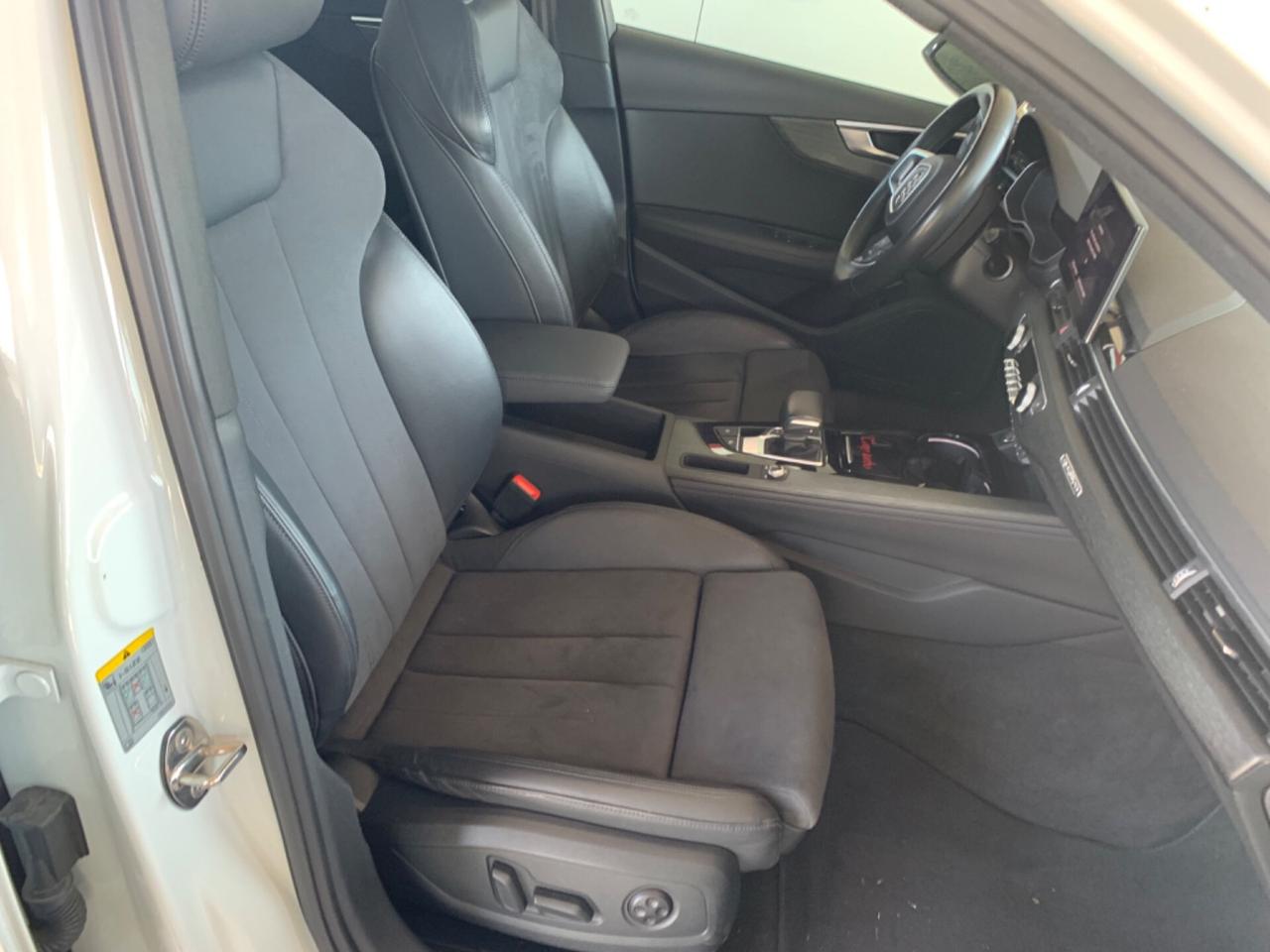 Audi A4 allroad 40 TDI 204 CV S tronic Identity Contrast