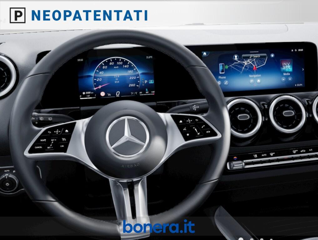 Mercedes GLA 180 180 D Progressive Advanced 8G-DCT