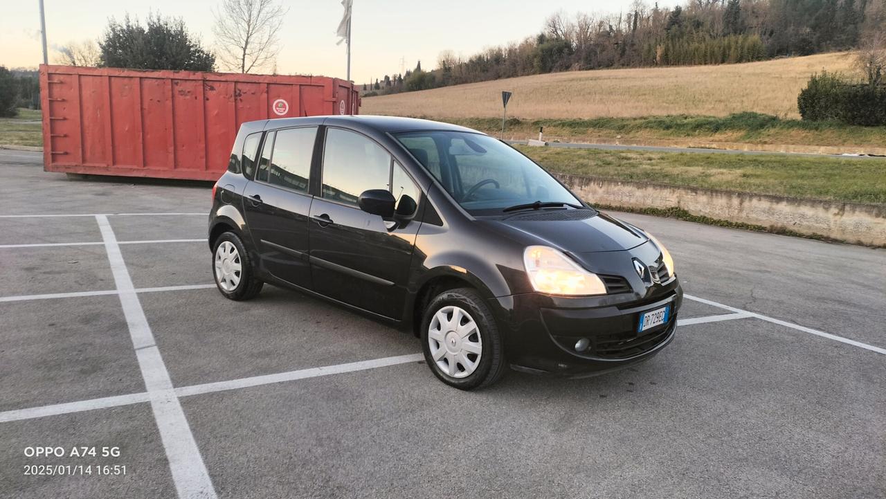 Renault Modus 1.2 16V Dynamique