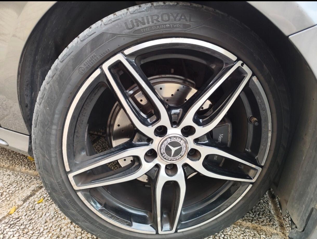 Mercedes-benz A 180 d Premium