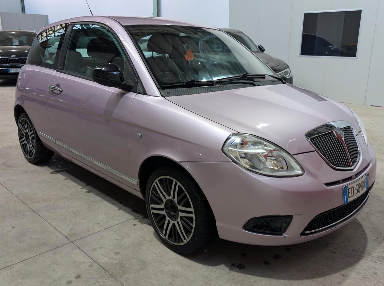 Lancia Ypsilon 1.2 Elle