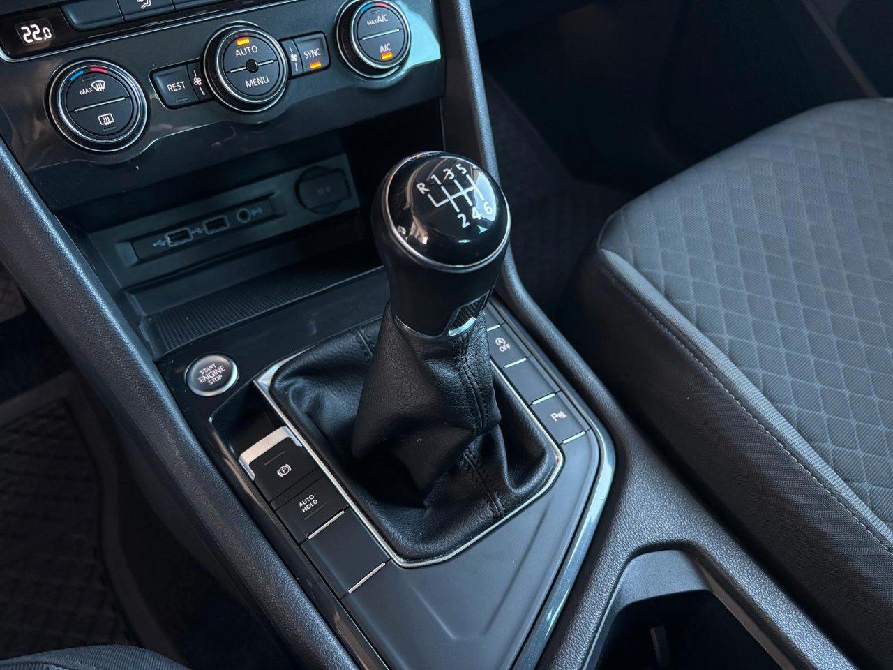 Volkswagen Tiguan 2.0 tdi R-Line 150cv